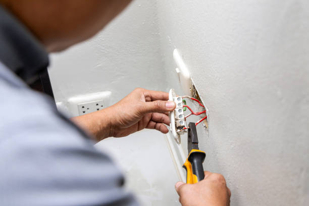 Best Electrical Outlet Repair  in , FL